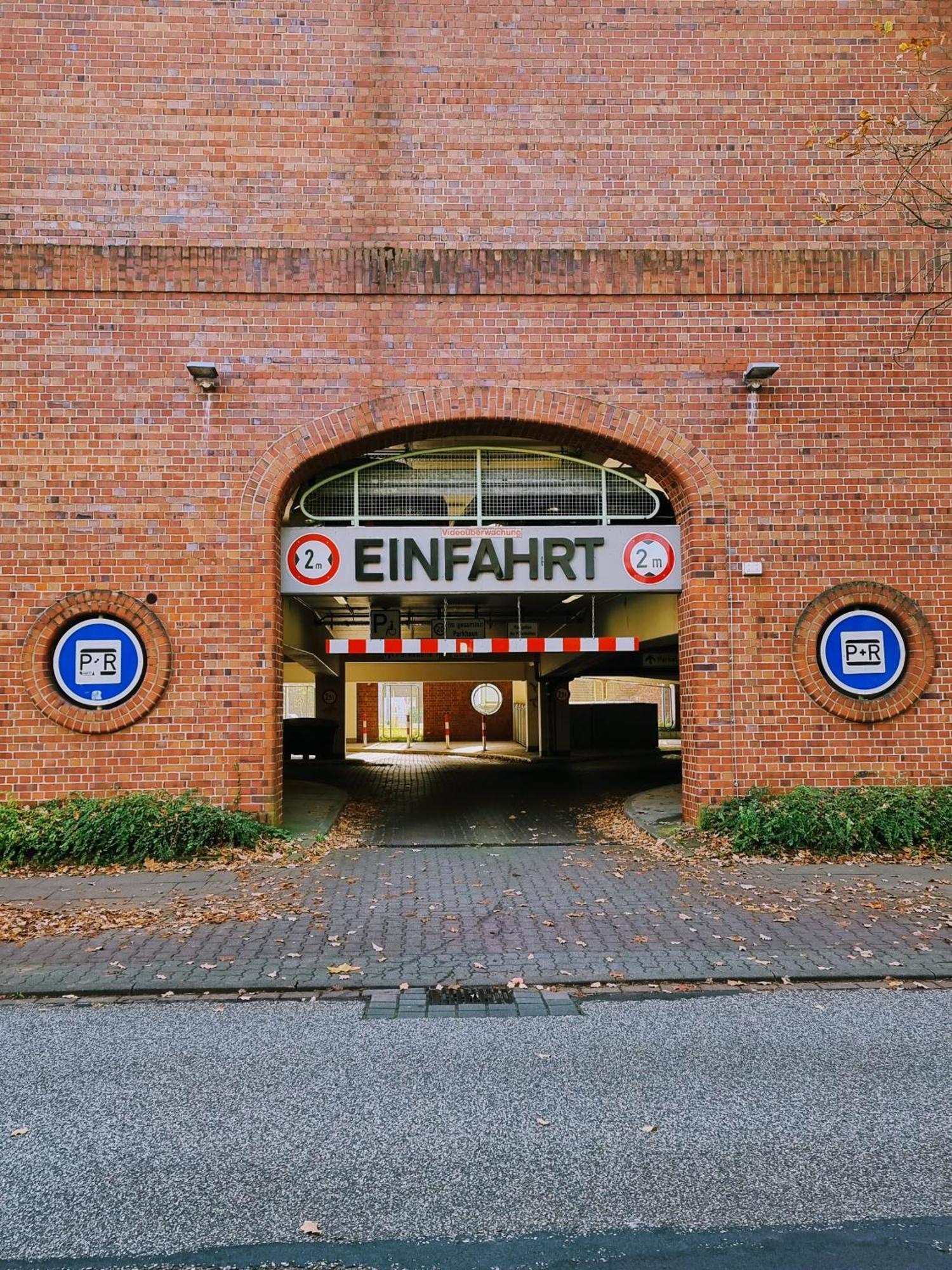 Have-A-Nice-Stay - Nahe Bahnhof Ahrensburg - 20 Minuten Nach Hamburg - Trotzdem Ruhig Gelegen - 6 Minuten Zu Fuss Ins Zentrum Ahrensburg - Modern Eingerichtet Buitenkant foto